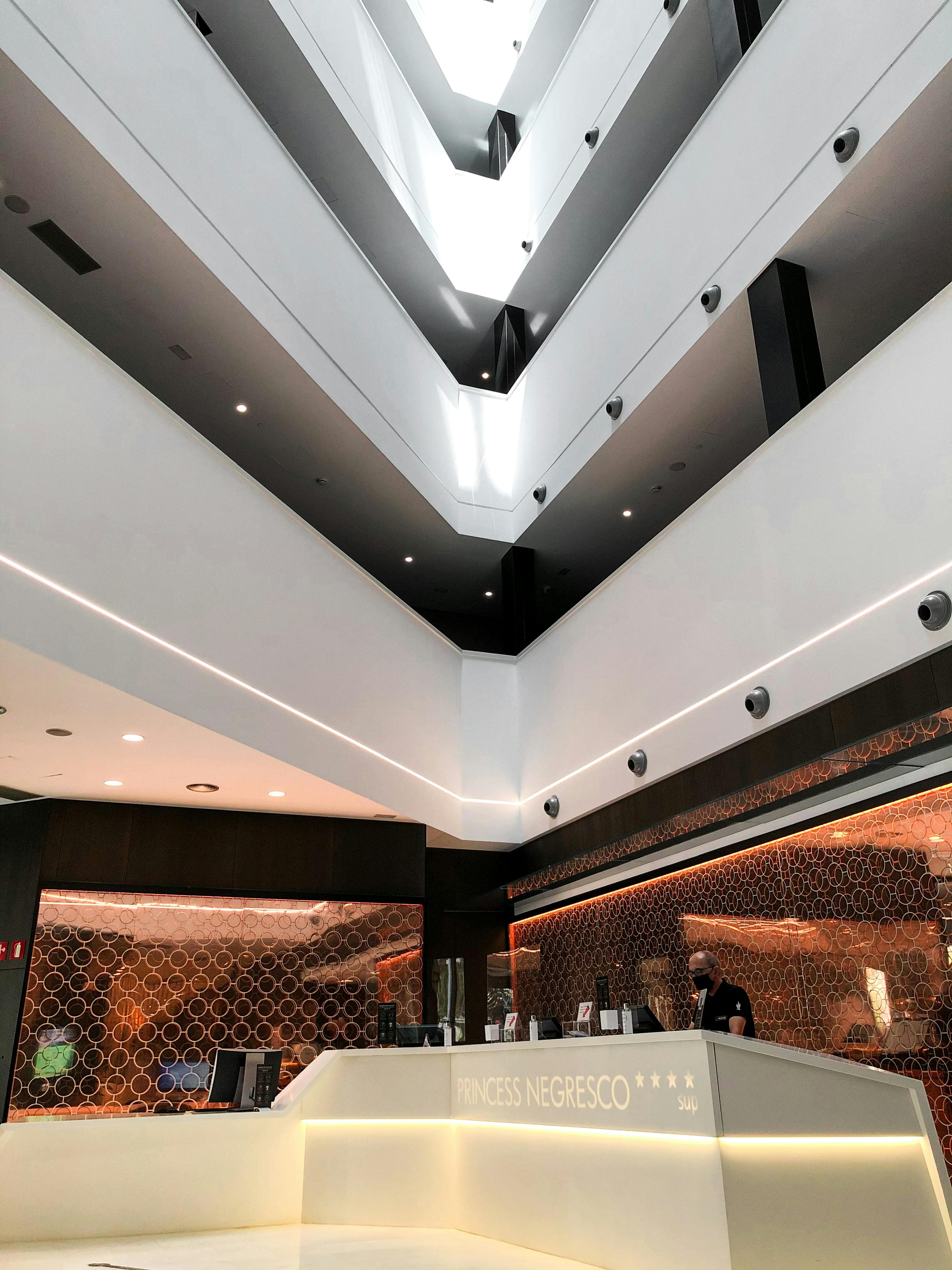 Generic luxury hotel lobby image used for the ITC Maurya opening chapter